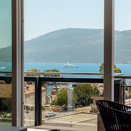 Centar Novi Hotel Herceg Novi Bagian luar foto