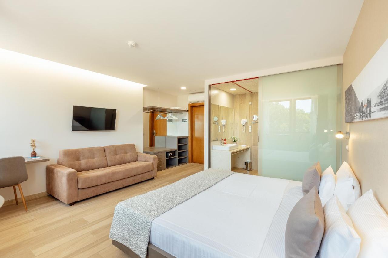 Centar Novi Hotel Herceg Novi Bagian luar foto